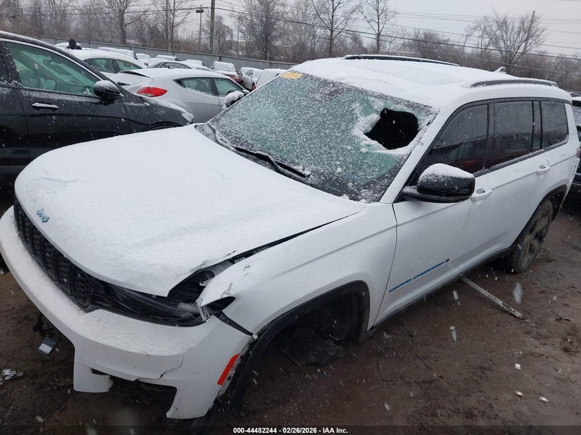 2023 Jeep Grand Cherokee L Altitude 4X4