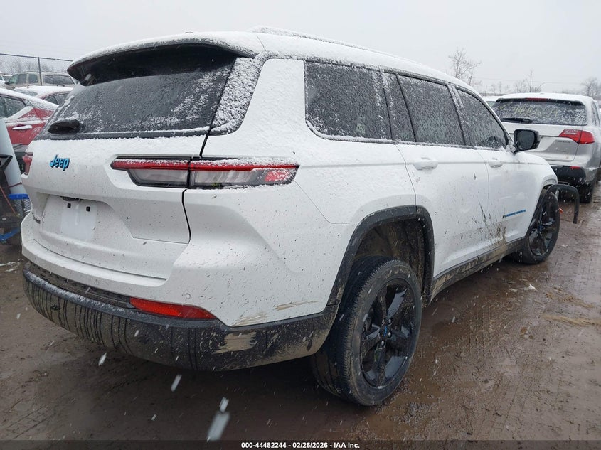 2023 Jeep Grand Cherokee L Altitude 4X4