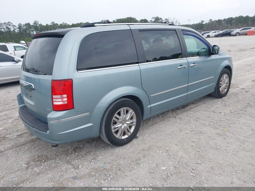 2008 Chrysler Town & Country Limited
