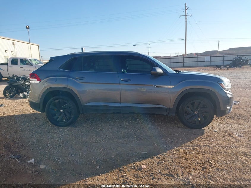 2022 Volkswagen Atlas Cross Sport 3.6L V6 Se W/Technology VIN: 1V2KE2CAXNC217943 Lot: 44482389