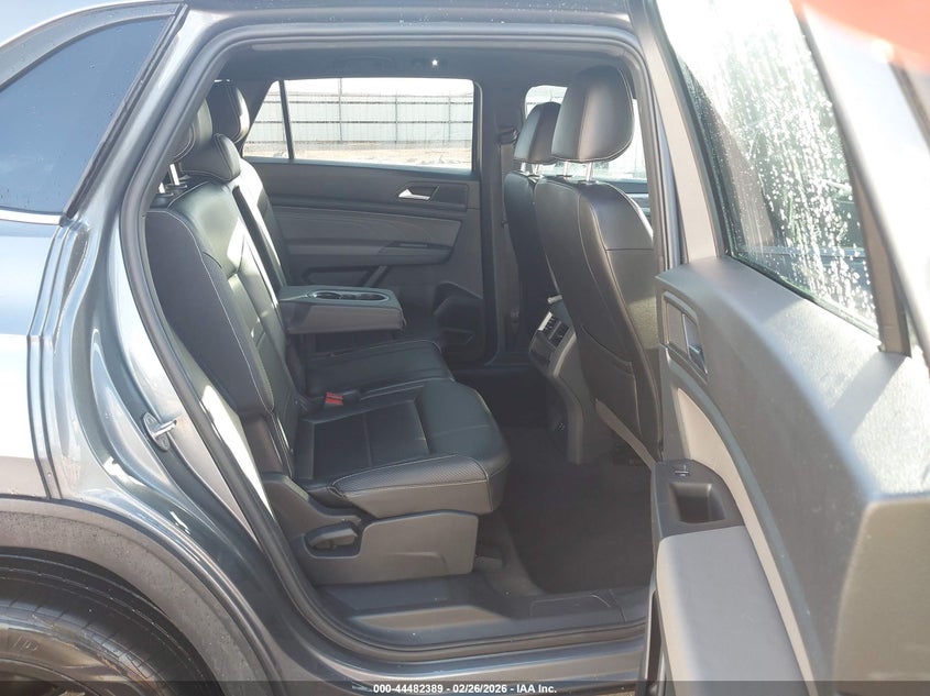 2022 Volkswagen Atlas Cross Sport 3.6L V6 Se W/Technology VIN: 1V2KE2CAXNC217943 Lot: 44482389