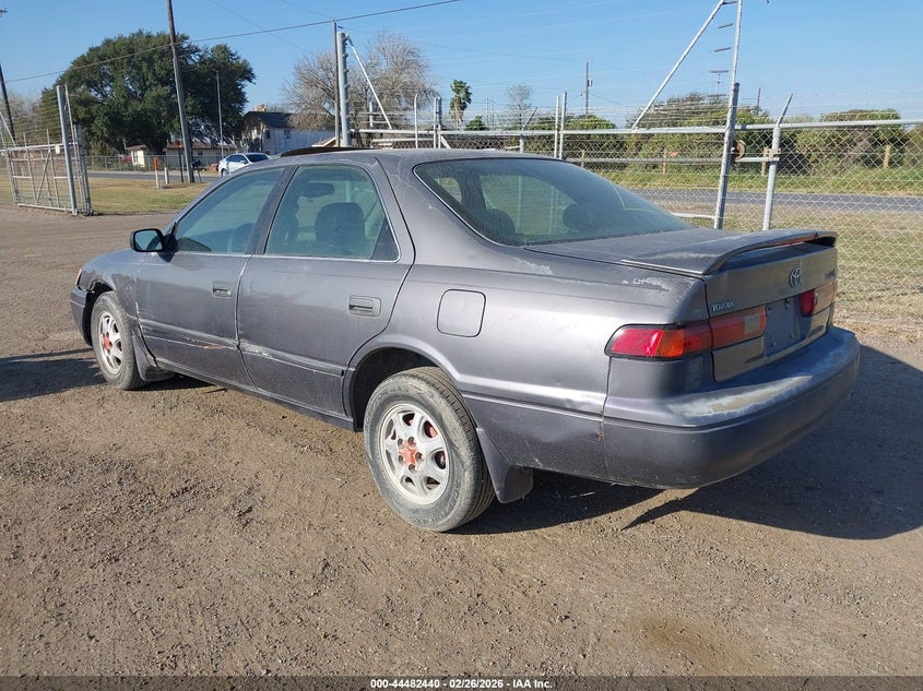1999 Toyota Camry Le