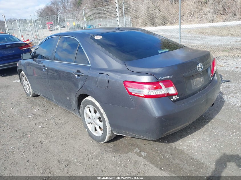 2011 Toyota Camry Le