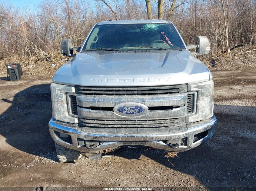 2017 Ford F250 6.2 F-250 Xlt silver Lot 111044482518 Vin 1FT7W2B65HEE26176