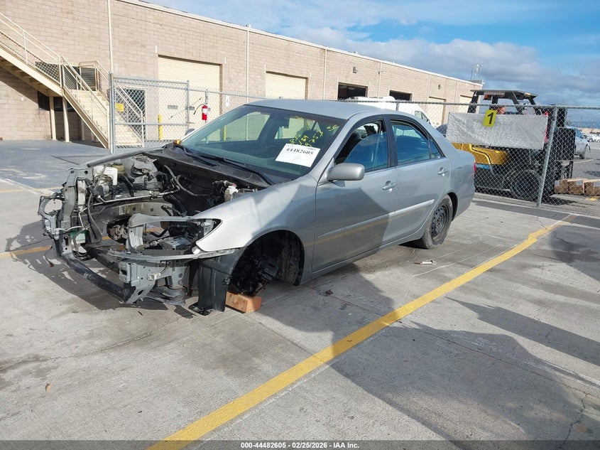 2005 Toyota Camry Le