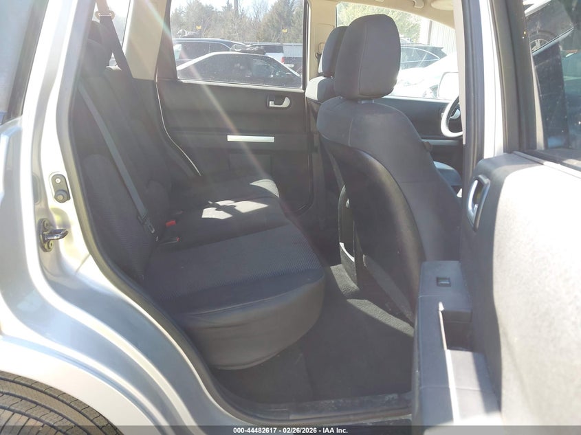 2011 Mitsubishi Endeavor VIN: 4A4JN2AS1BE033833 Lot: 44482617