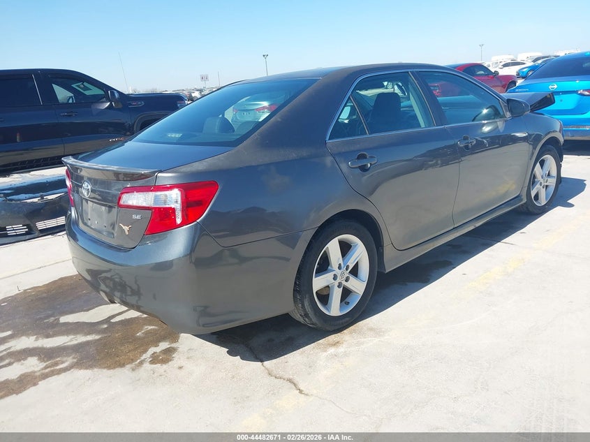 2014 Toyota Camry Se