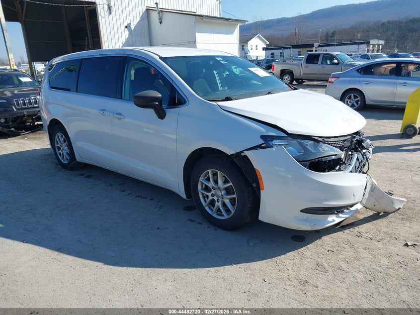2017 Chrysler Pacifica Touring