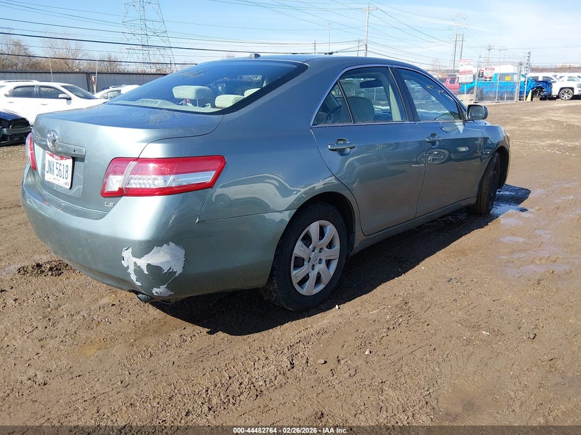 2010 Toyota Camry Le
