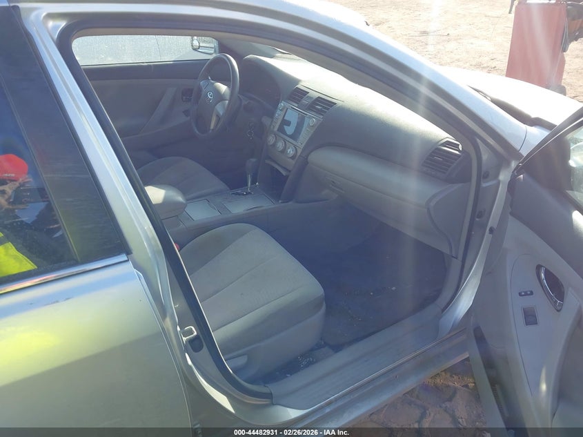 2010 Toyota Camry Le