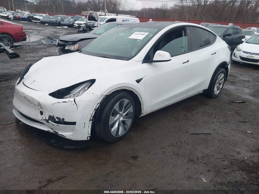2022 Tesla Model Y Long Range Dual Motor All-Wheel Drive