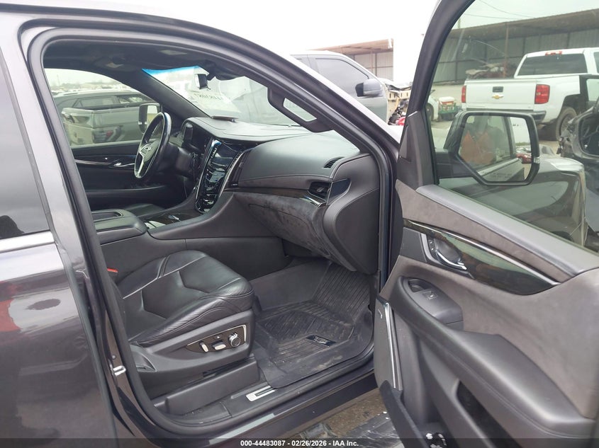 2018 Cadillac Escalade Platinum