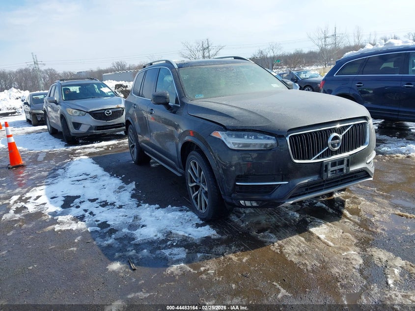 2017 Volvo Xc90 T6 Momentum