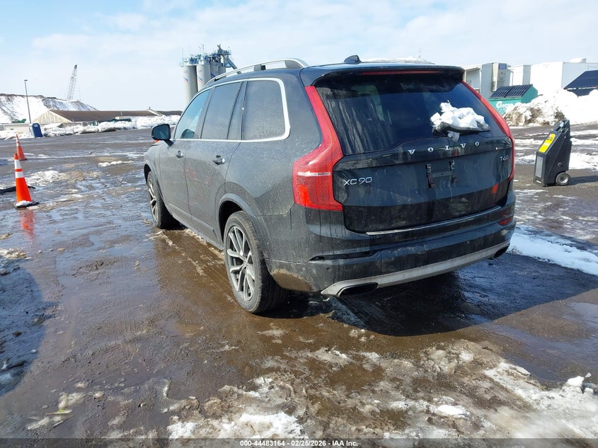 2017 Volvo Xc90 T6 Momentum