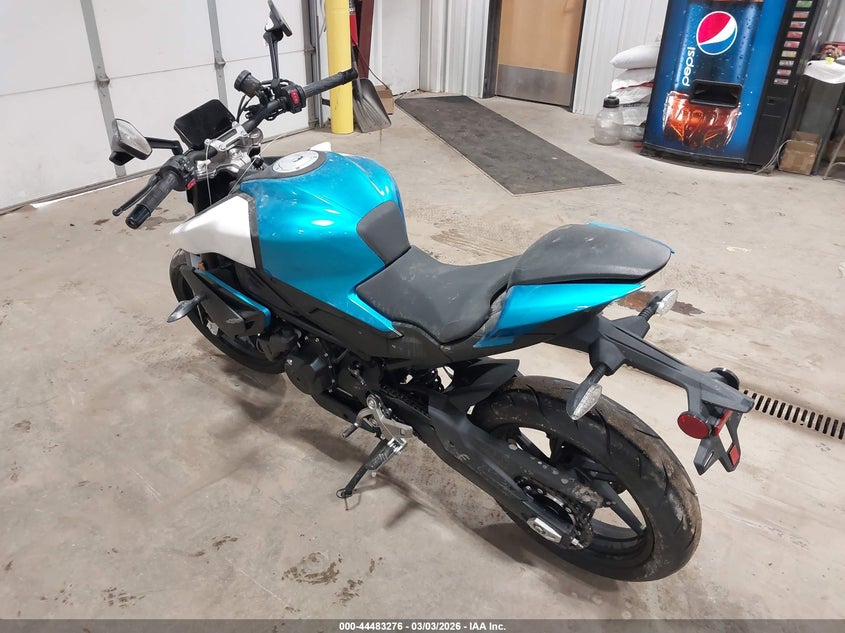 2025 CF MOTO 450NK auction photo 3