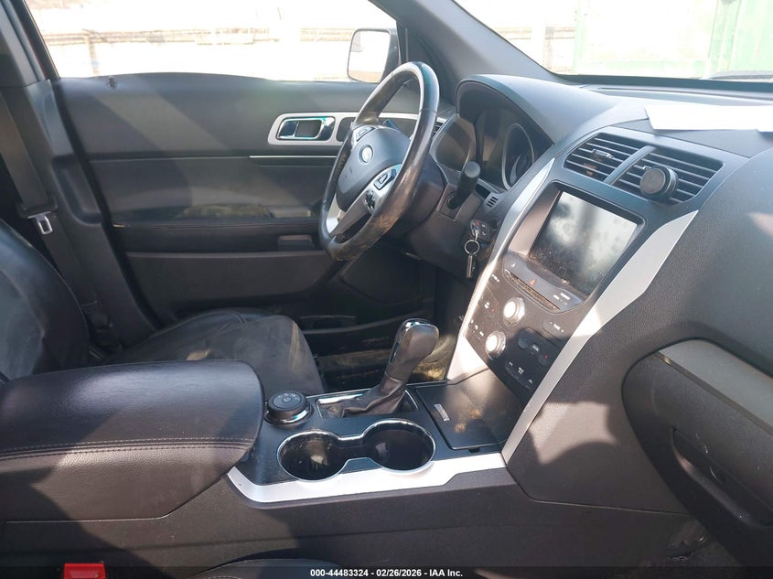 2015 Ford Explorer 3.5 Xlt brown Lot 111044483324 Vin 1FM5K8D85FGA63542