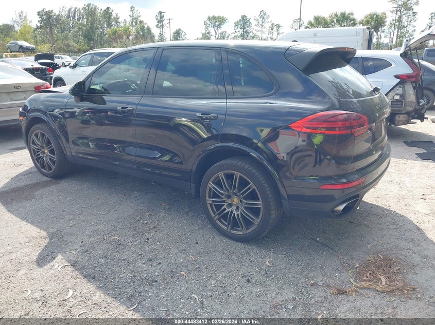 2017 Porsche Cayenne Platinum Edition