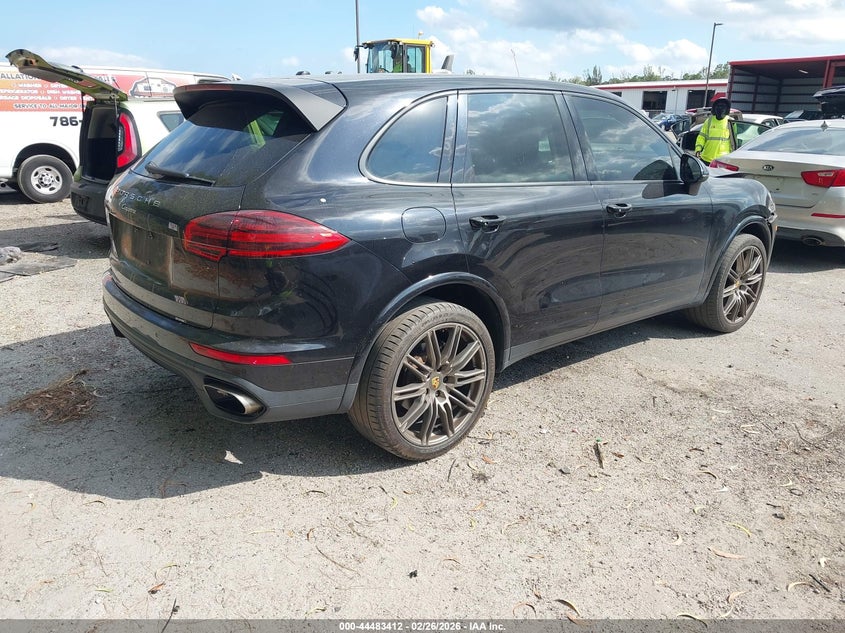 2017 Porsche Cayenne Platinum Edition