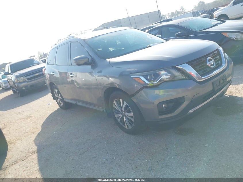 2017 Nissan Pathfinder Sl
