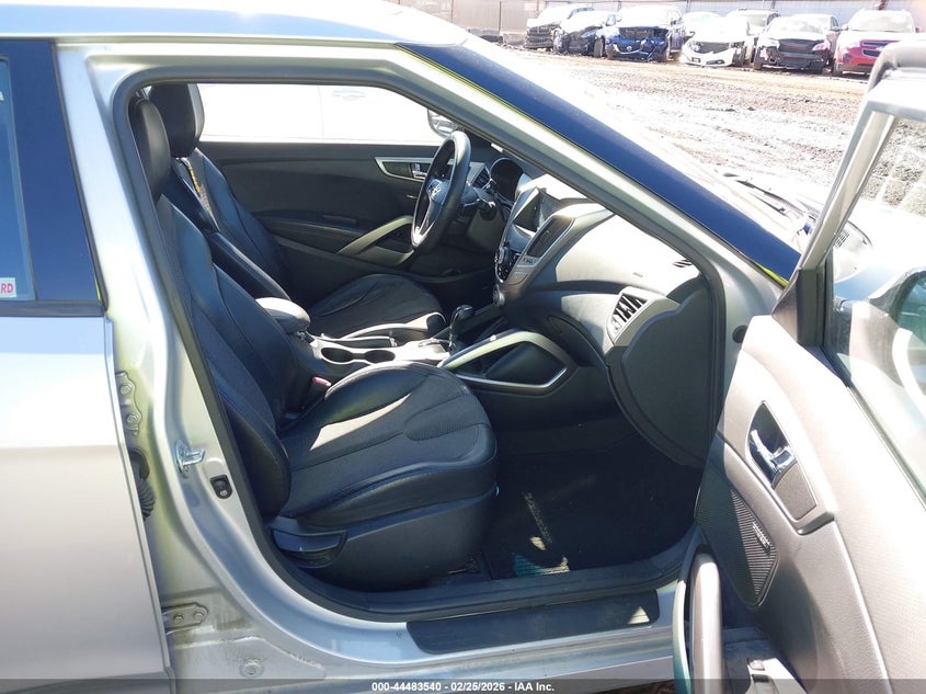 2012 Hyundai Veloster Base W/Black