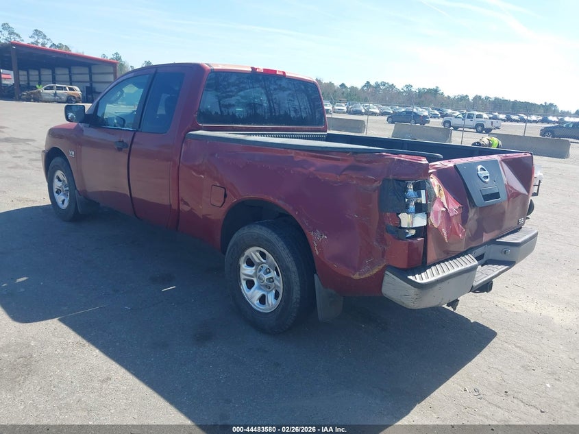 2004 Nissan Titan Xe