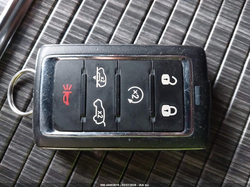 2022 Jeep Wagoneer Series Iii 4X4 VIN: 1C4SJVDT5NS140953 Lot: 44483616