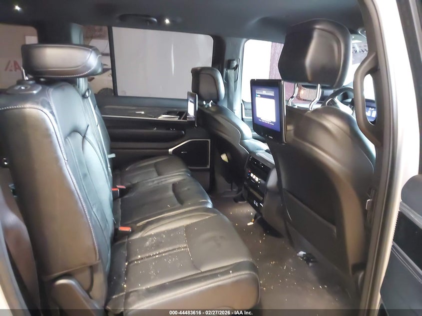 2022 Jeep Wagoneer Series Iii 4X4 VIN: 1C4SJVDT5NS140953 Lot: 44483616