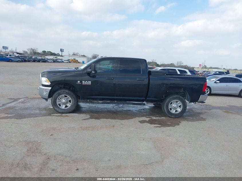 3C6UR5CL6JG404533 2018 Ram 2500 6.7 Ram Tradesman 4X4 6'4 Box black