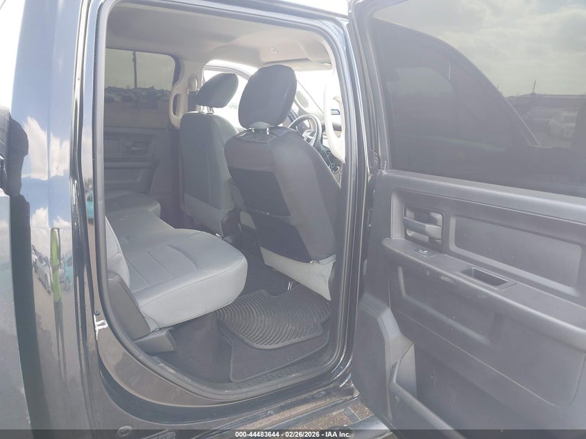 2018 Ram 2500 6.7 Ram Tradesman 4X4 6'4 Box black Lot 111044483644 Vin 3C6UR5CL6JG404533