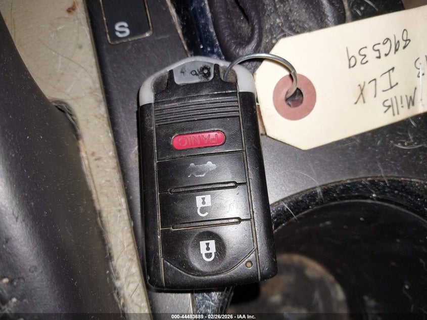 2013 Acura Ilx 2.0L VIN: 19VDE1F75DE000112 Lot: 44483689