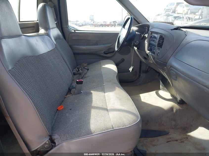 1997 Ford F-150 Lariat/Standard/Xl/Xlt