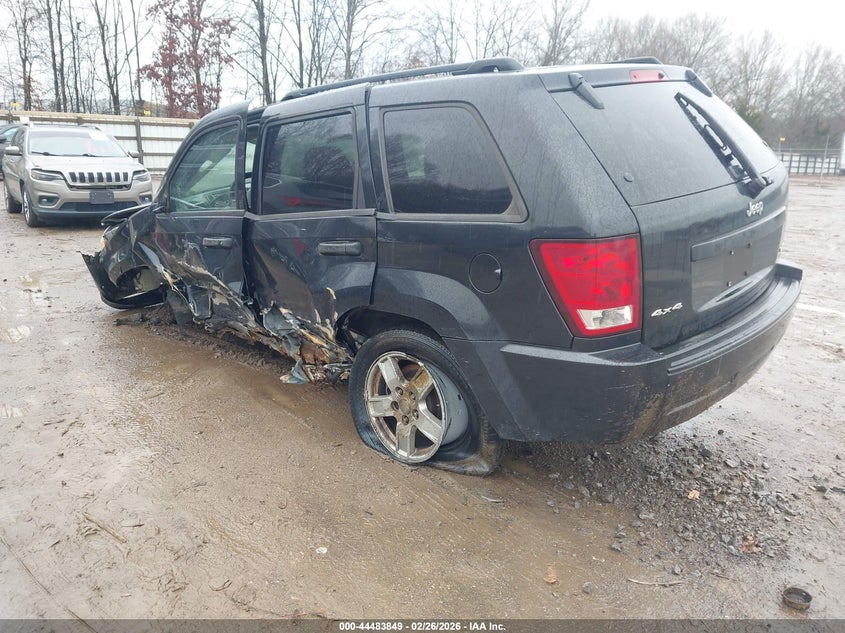 2005 Jeep Grand Cherokee Laredo