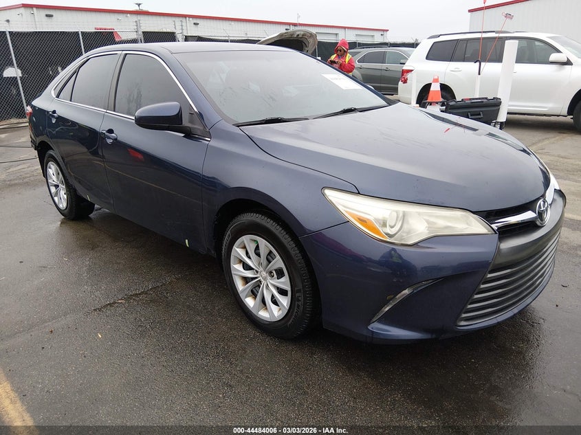 2016 Toyota Camry Le