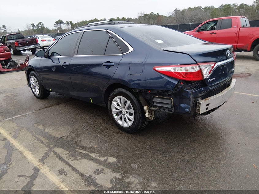 2016 Toyota Camry Le