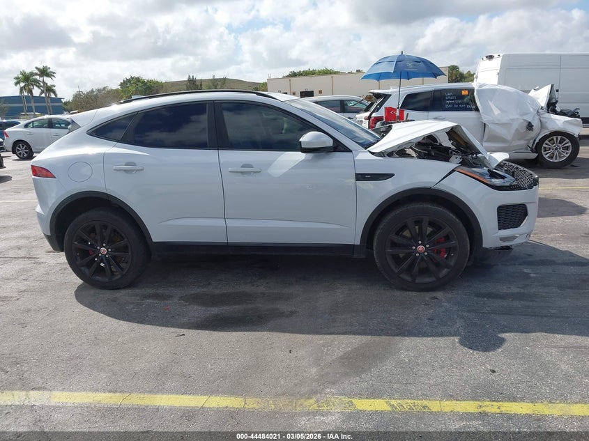 VIN: SADFP2FX7K1Z35894 2019 JAGUAR E-PACE SE
