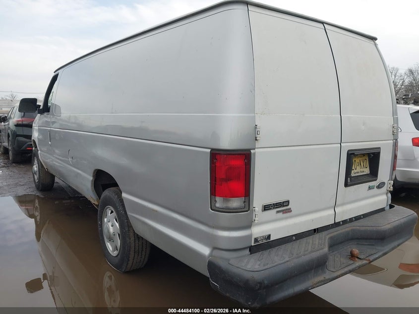 2002 Ford E-250
