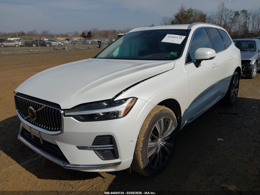 2023 Volvo Xc60 B5 Plus Bright Theme