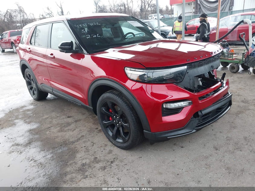 2022 Ford Explorer St