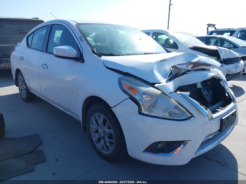 2018 Nissan Versa 1.6 Sv