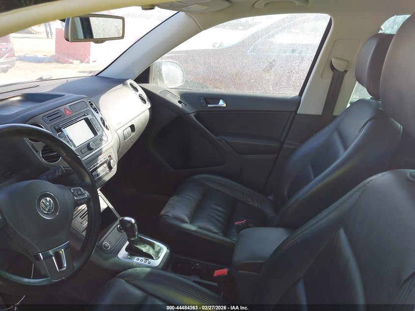 2011 Volkswagen Tiguan Sel