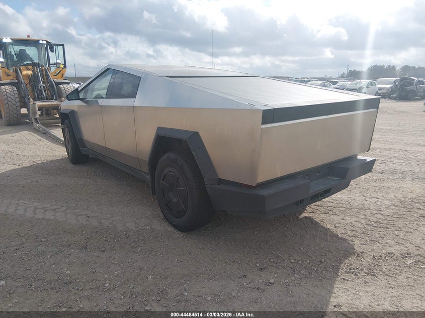 Vin: 7g2cehed0sa081539, lot: 44981221, tesla cybertruck all-wheel drive 20253