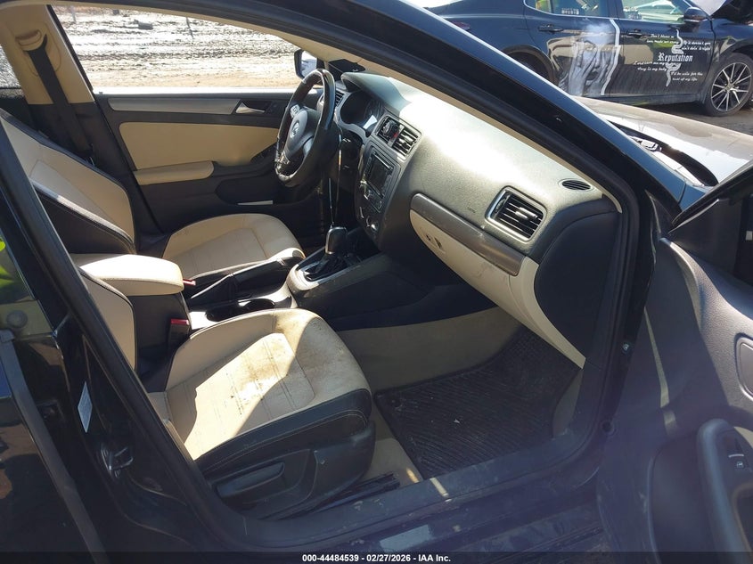 2012 Volkswagen Jetta 2.5L Sel Premium