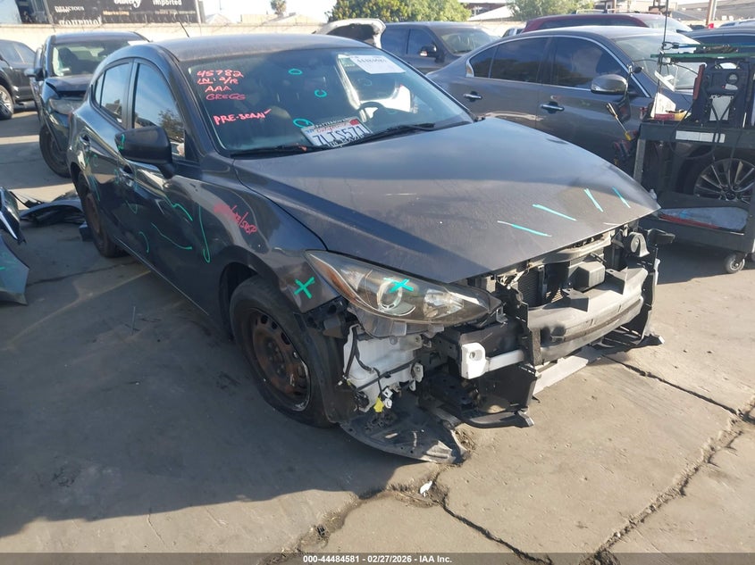 2015 Mazda Mazda3 I Sport