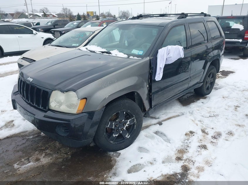 2005 Jeep Grand Cherokee Laredo