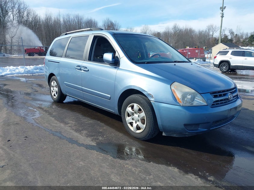 2009 KIA SEDONA LX