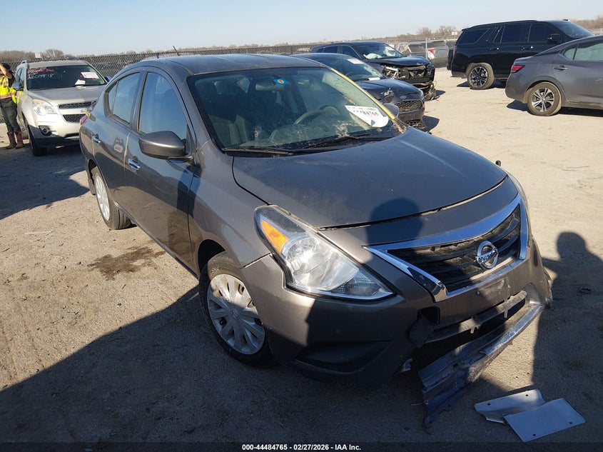 2016 Nissan Versa 1.6 Sv
