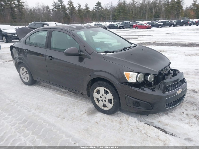 2013 Chevrolet Sonic Ls Auto