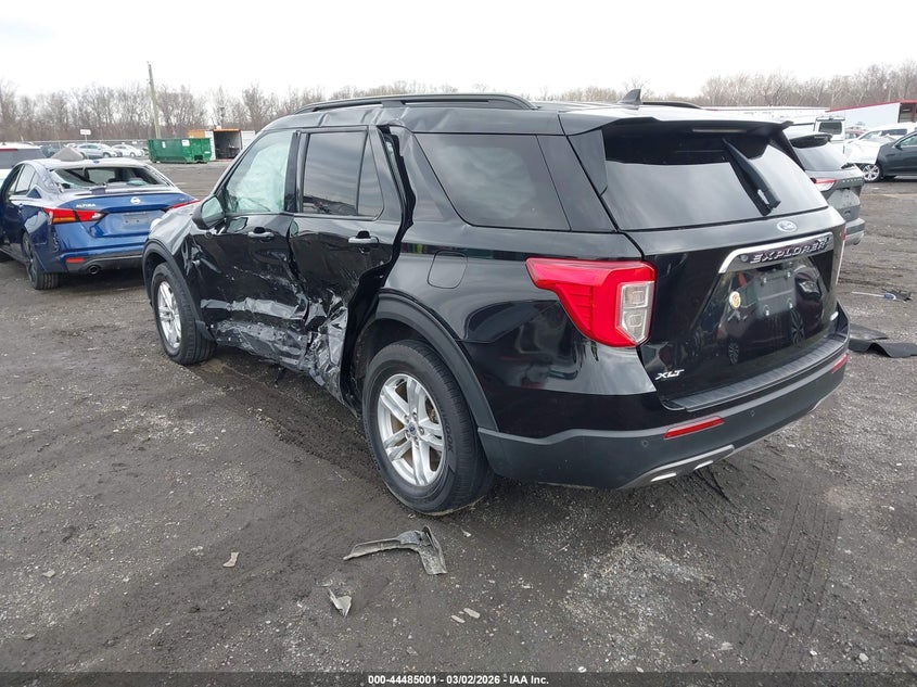 2022 Ford Explorer Xlt