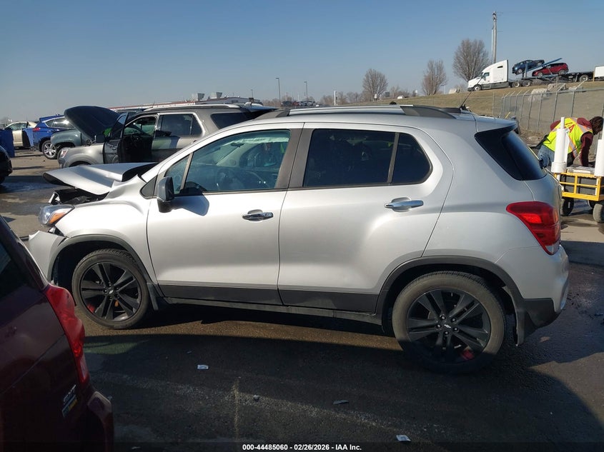 VIN 3GNCJLSB0KL279165 2019 CHEVROLET TRAX LT