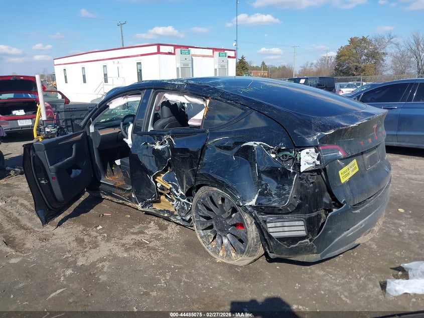 2025 Tesla Model Y Performance Dual Motor All-Wheel Drive